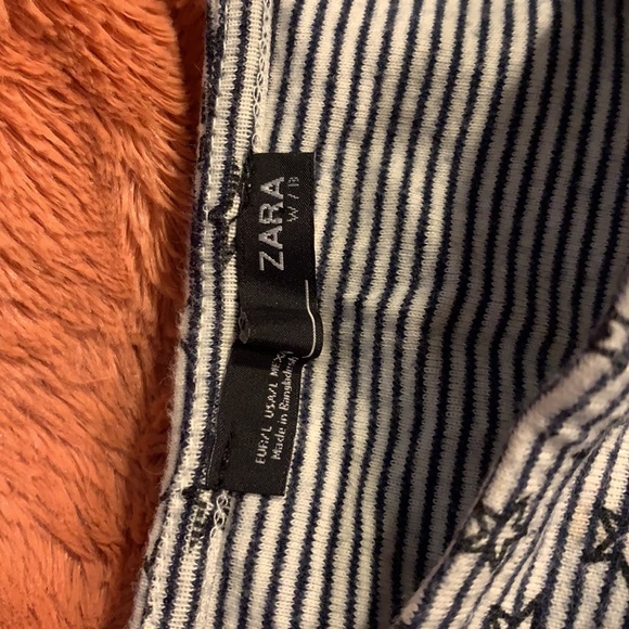Zara Top White & Black Stripes Stars SZ Large 3/4 sleeve - Picture 3 of 5